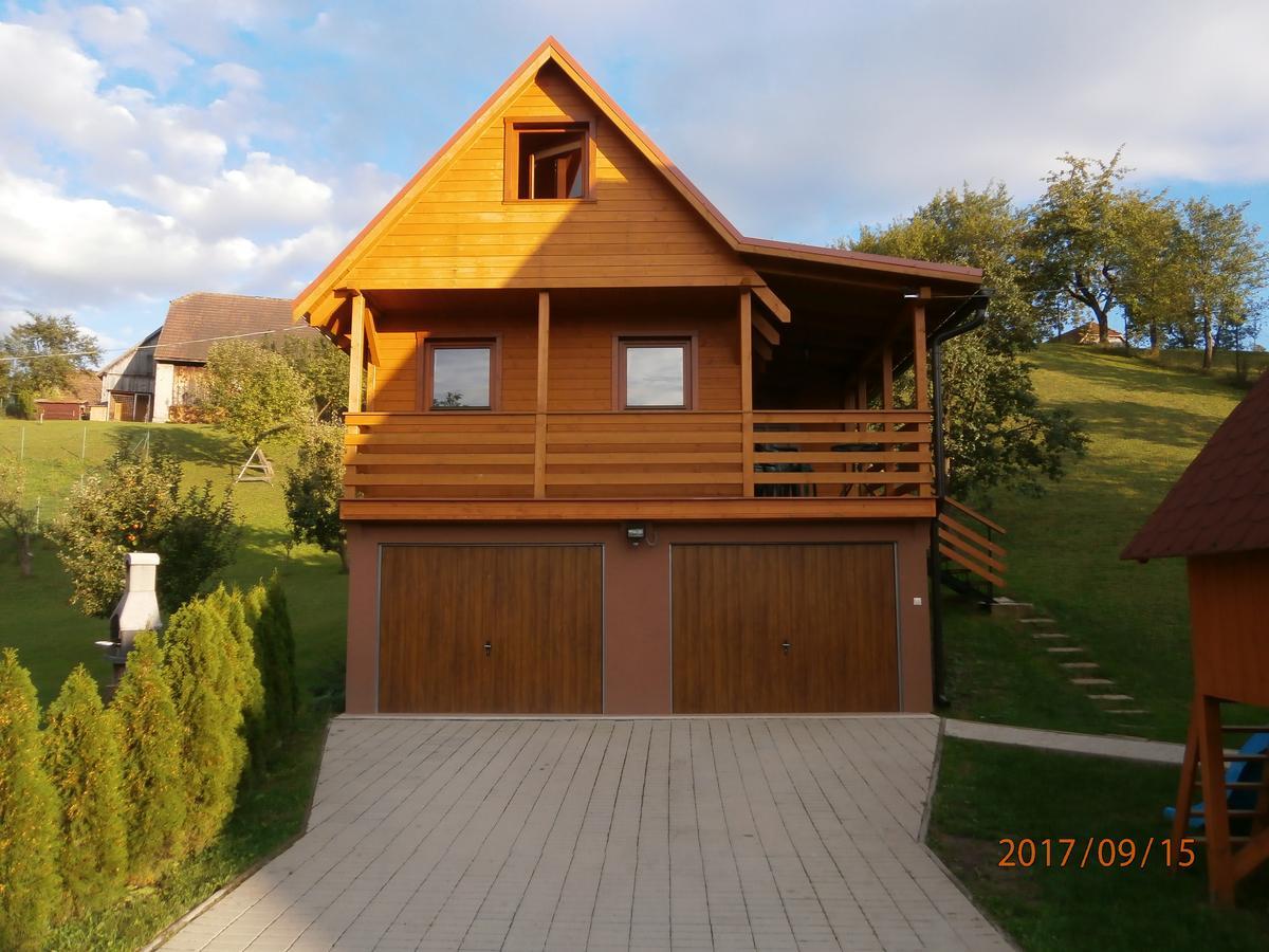 Villa Zrubovy Dom Silvia Trstené Esterno foto